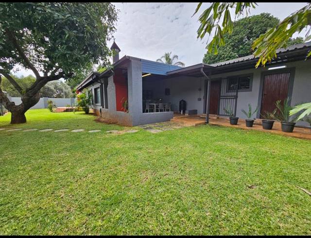 3 BEDROOM HOUSE FOR SALE IN SINOVILLE